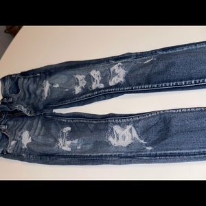Mid-rise American eagle jeans